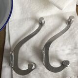 Pair of metal hooks