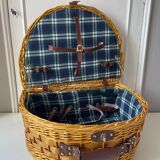 Picnic suitcase