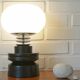 Lampe de table en bois vintage du milieu du siècle moderne de l'ère spatiale Japandi redessinée