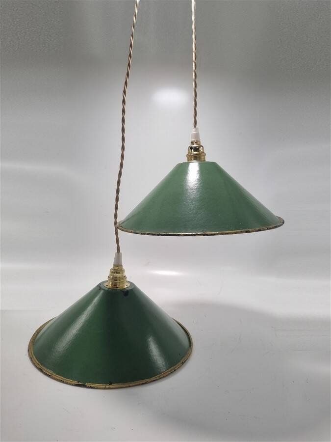 Pair of conical suspensions in green enamelled sheet metal