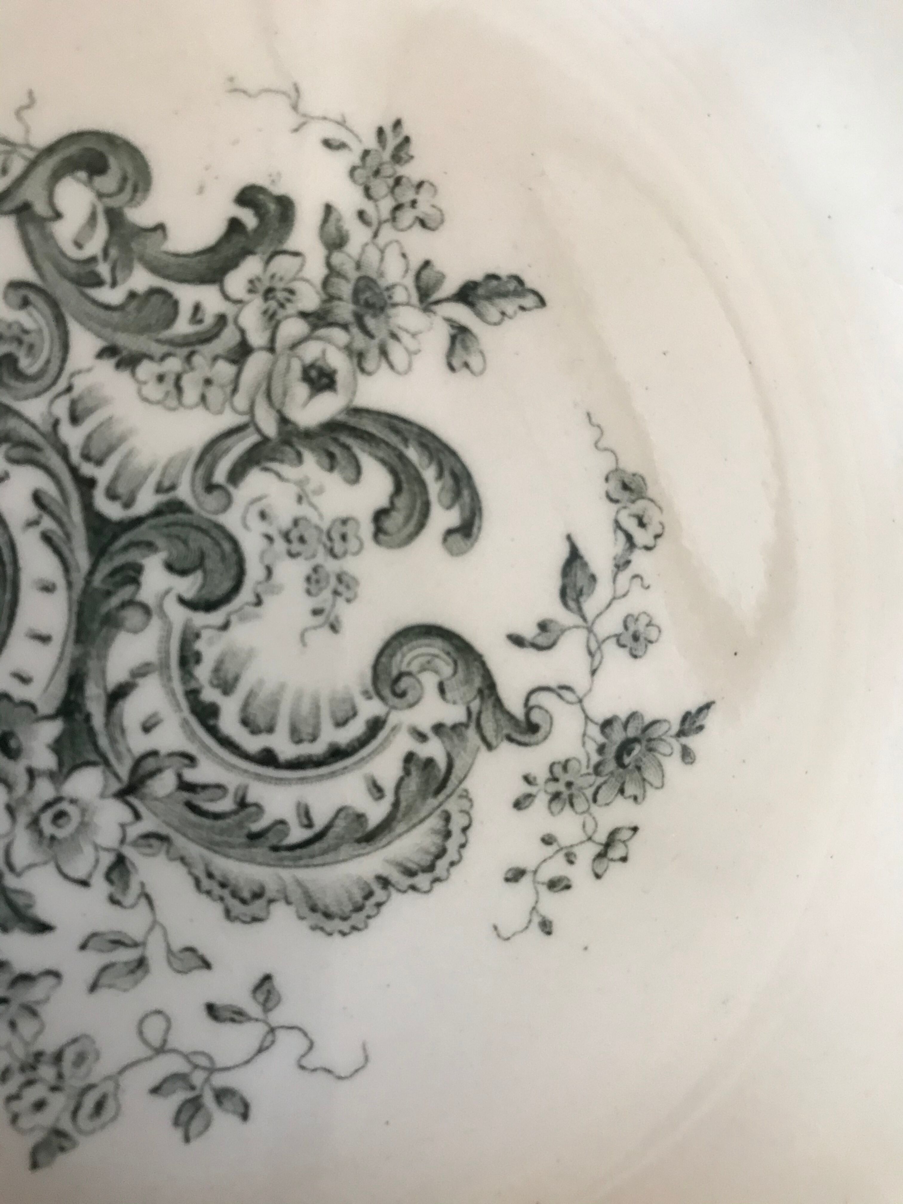 Set of 6 hollow plates gien iron earth