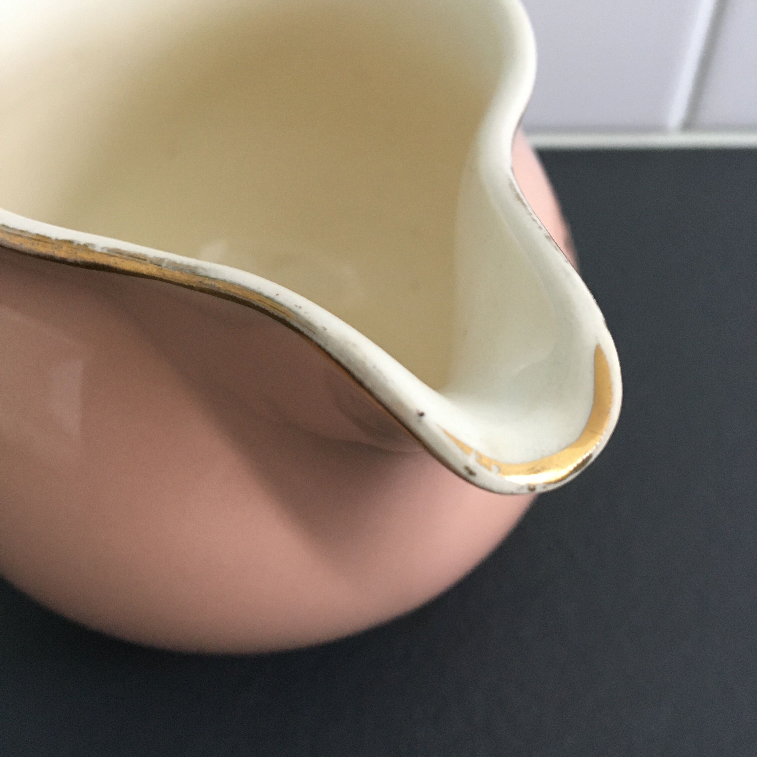Pot à lait rose "Nous Deux" Villeroy & Boch"