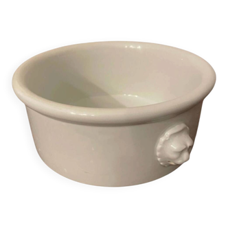 Lion's head salad bowl