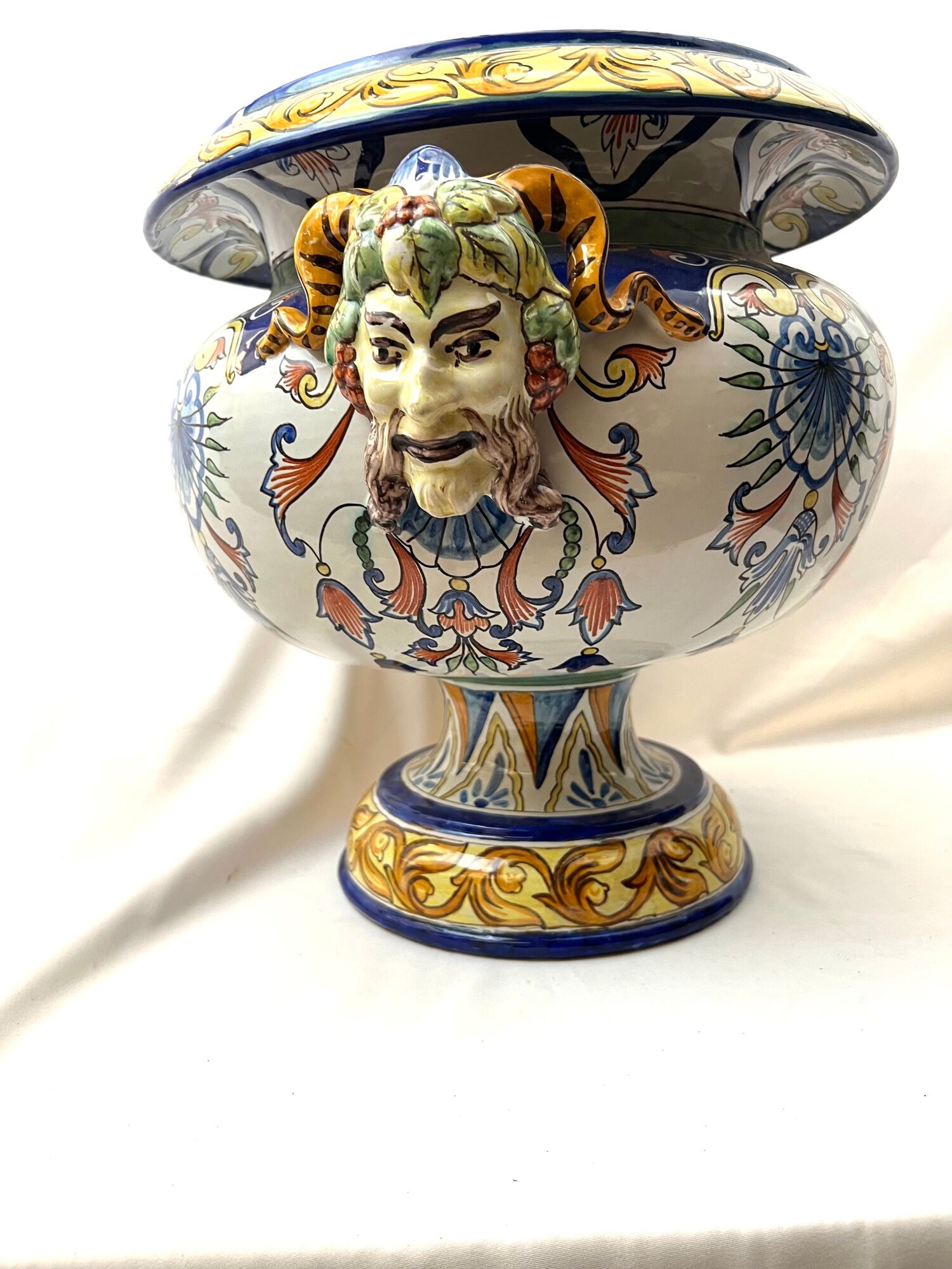 Medici garden vase in faience of Nevers signed 19th century