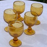 5 wine glasses in blown glass and vintage golden yellow bubble