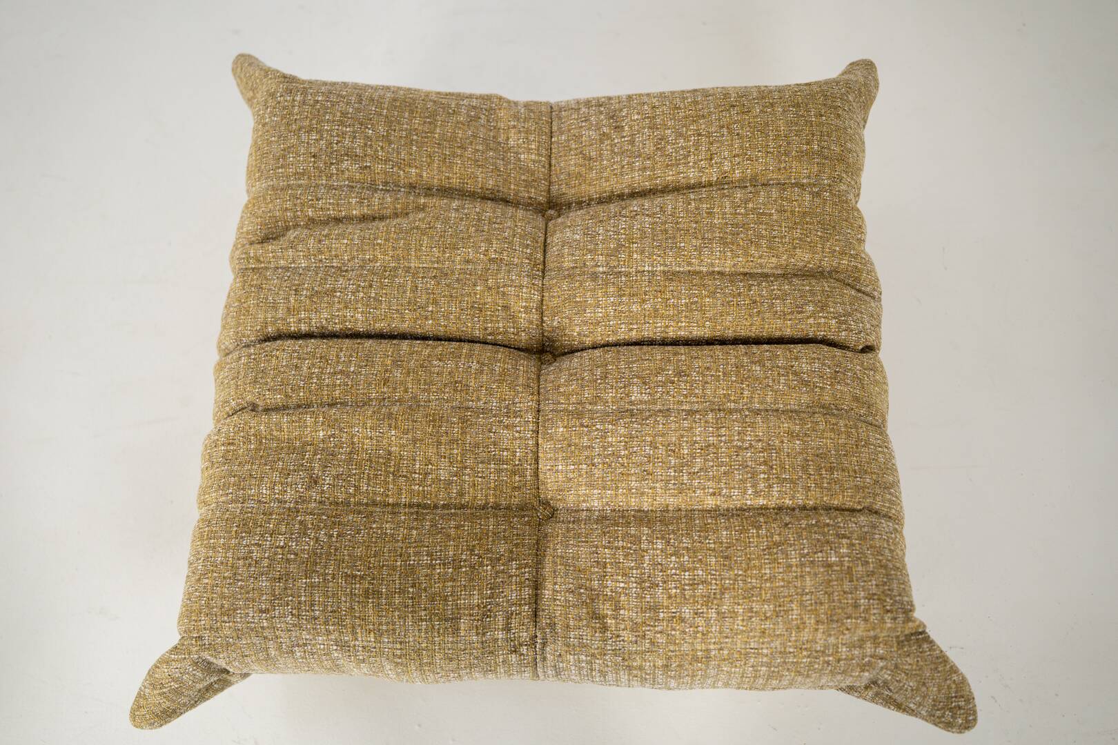 Togo set of launge chair and pouf in caramel loop