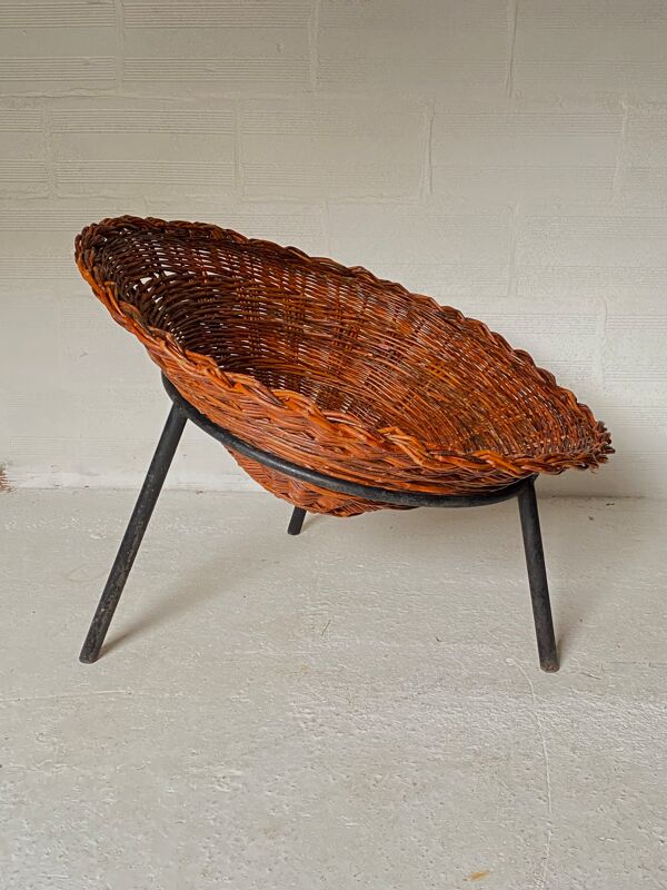 Paire de fauteuils corbeille en osier