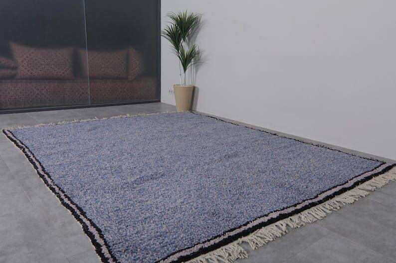 Moroccan handwoven wool rug, size 1.5/2.5 m.