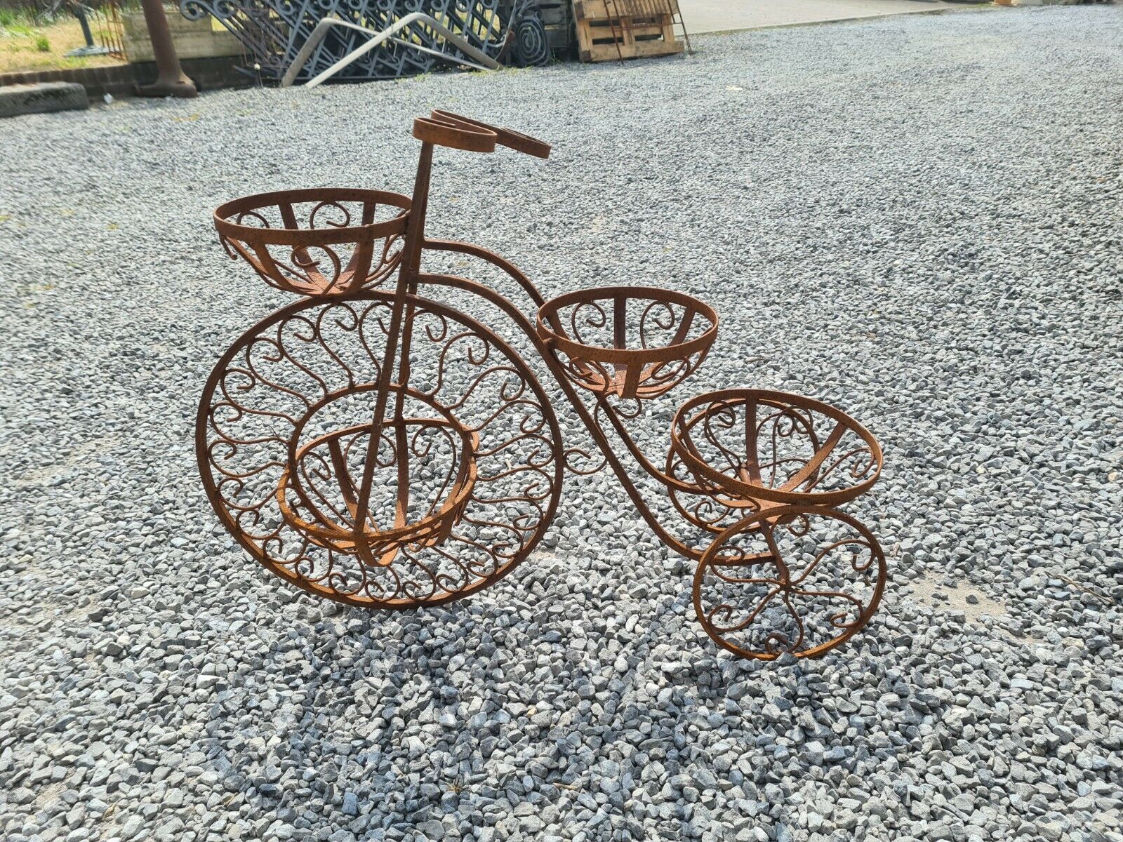 Wrought iron planter