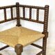 Chaise d'angle en Paille et bois tourné début XXème siècle