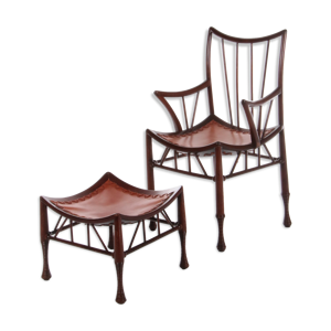 Fauteuil avec repose-pieds design