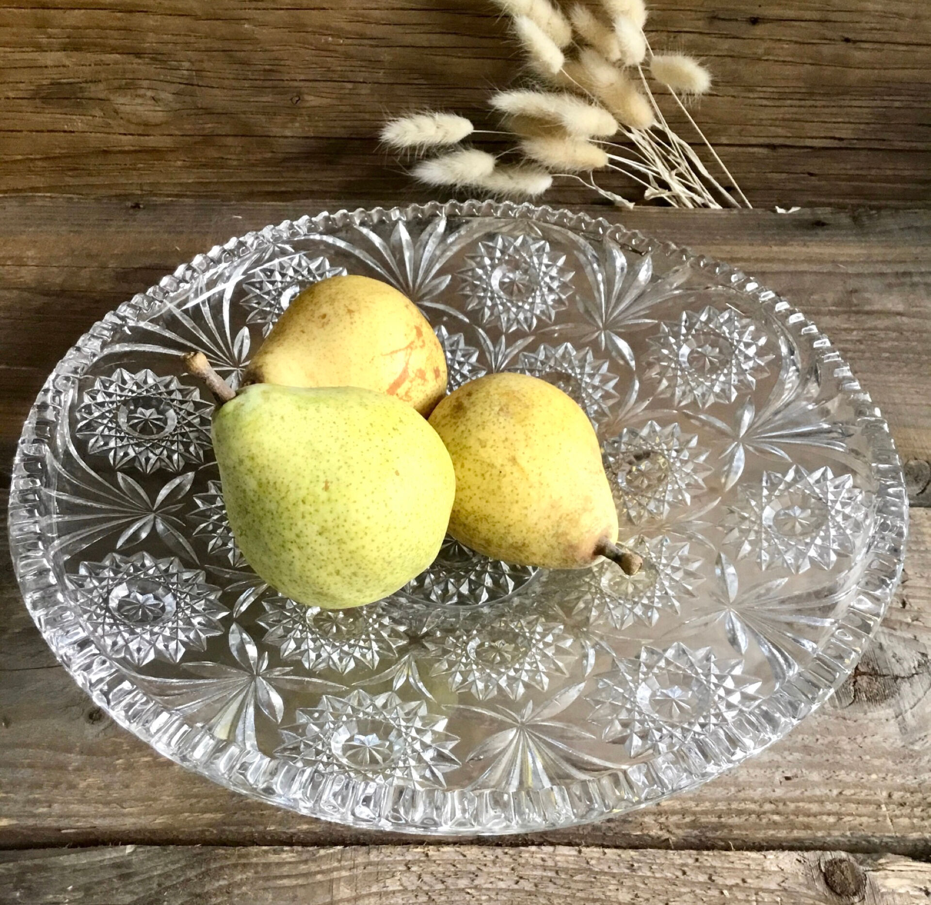 Coupe à fruits en verre ciselé 