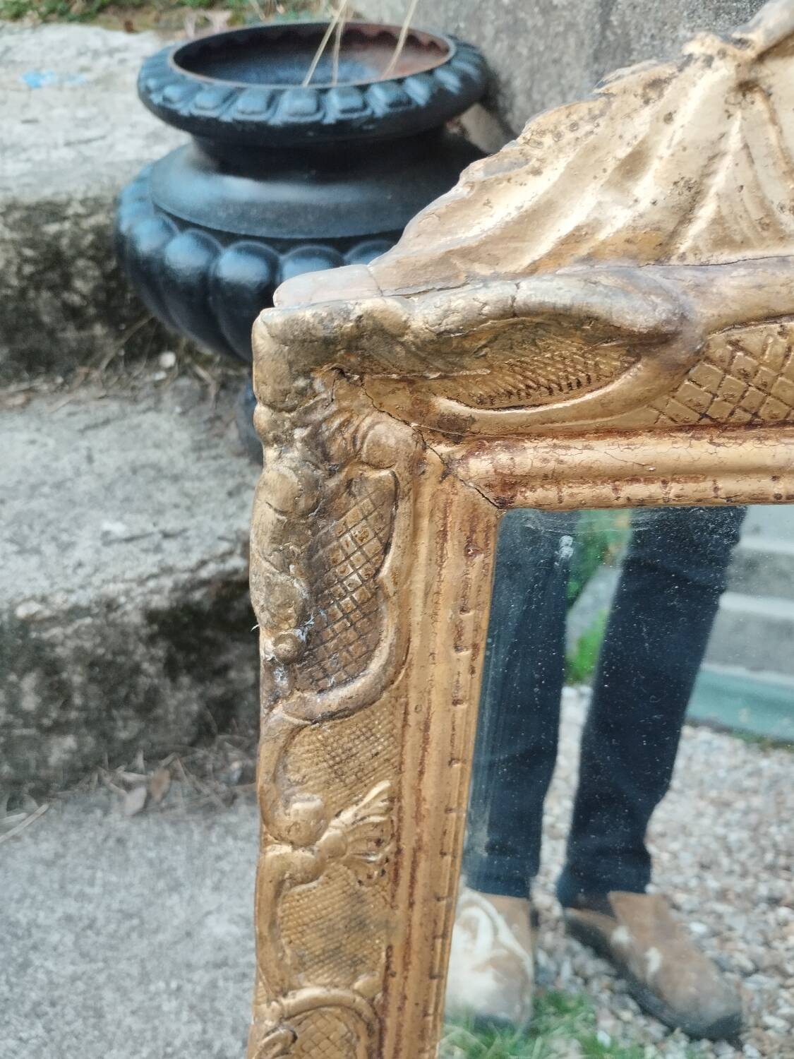 Antique Louis XVI style gilded wood mirror