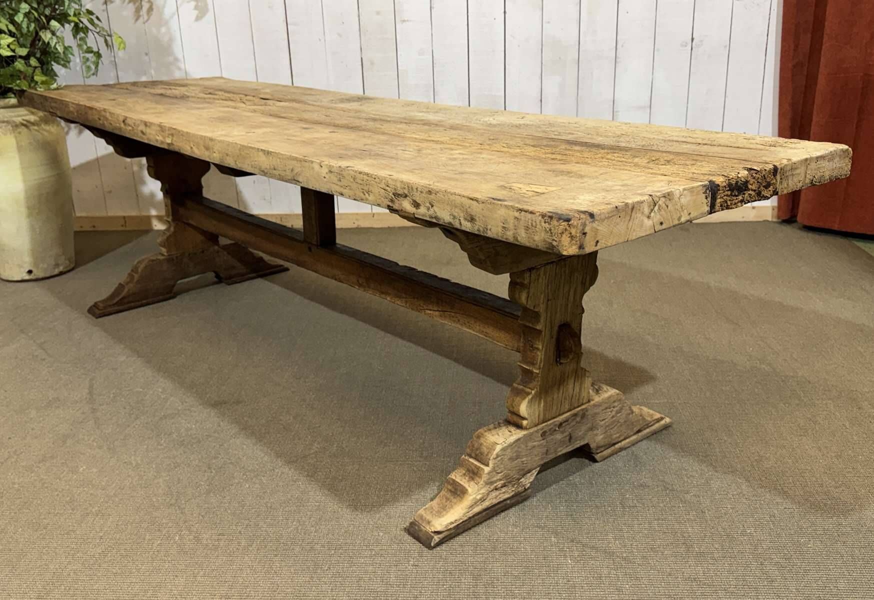Table monastère en chêne brut XIXème
