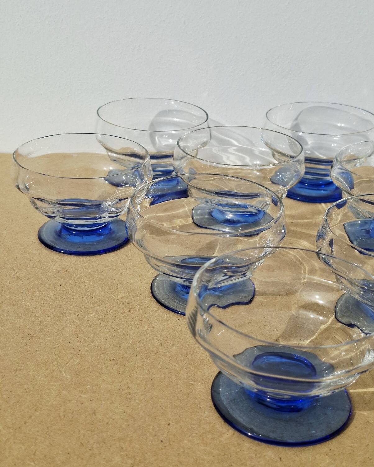 12 champagne coupes 1930