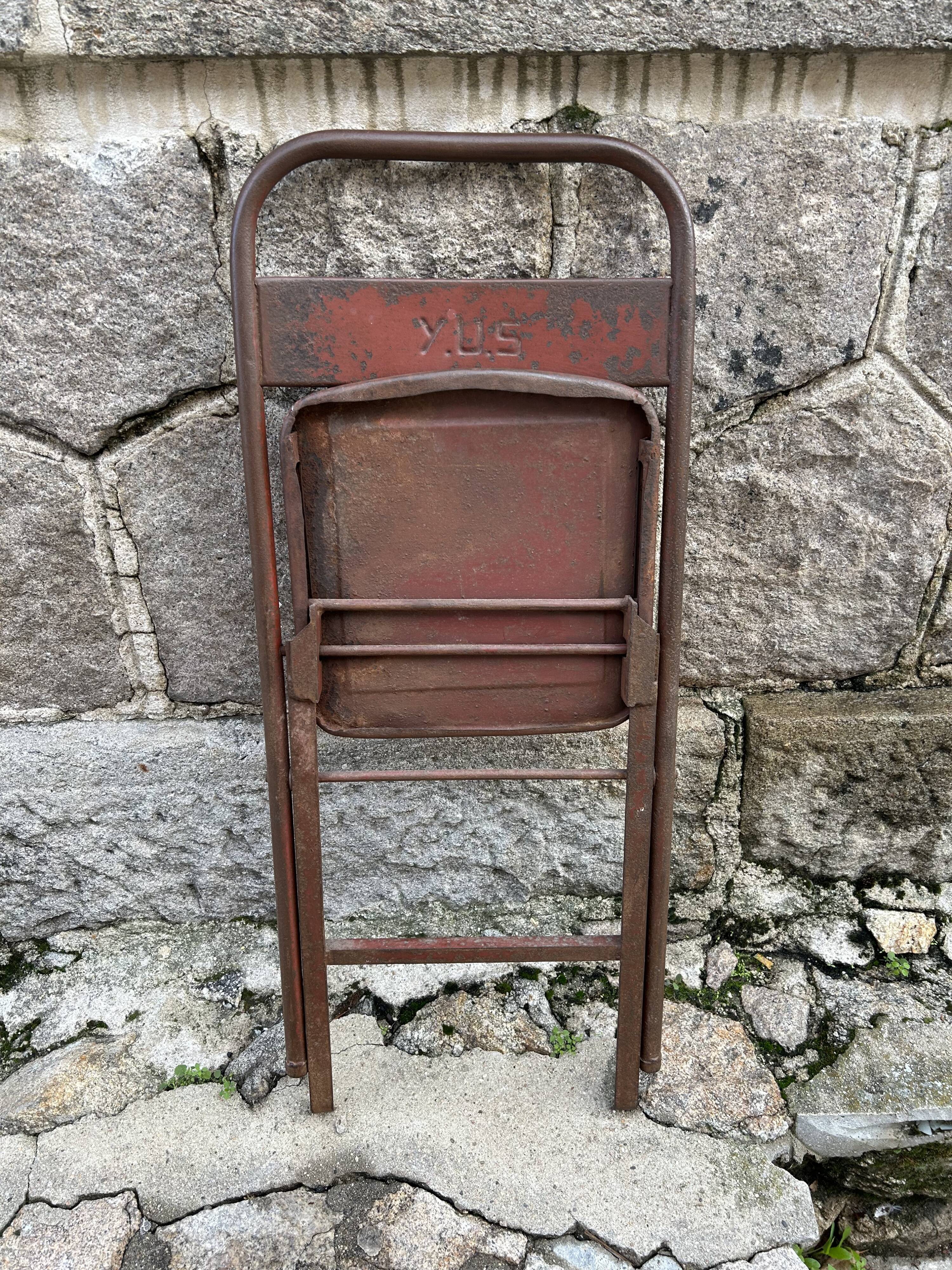folding chair outdoor cinema