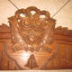 Fronton ancien en chêne