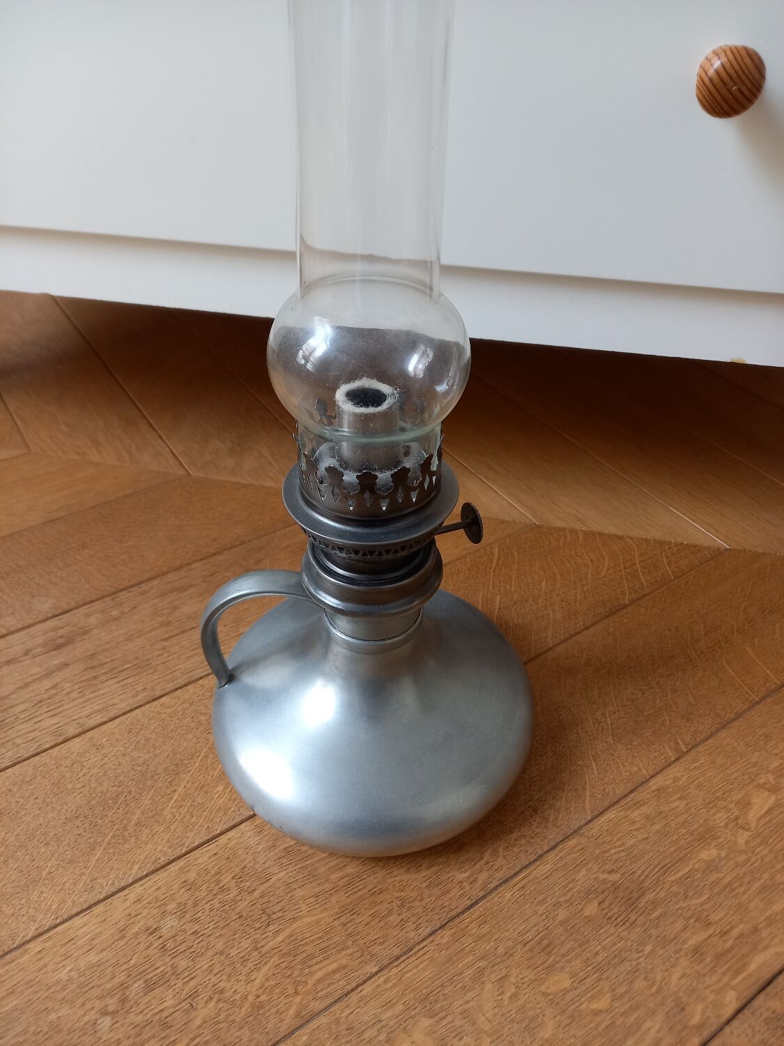 Oil lamp