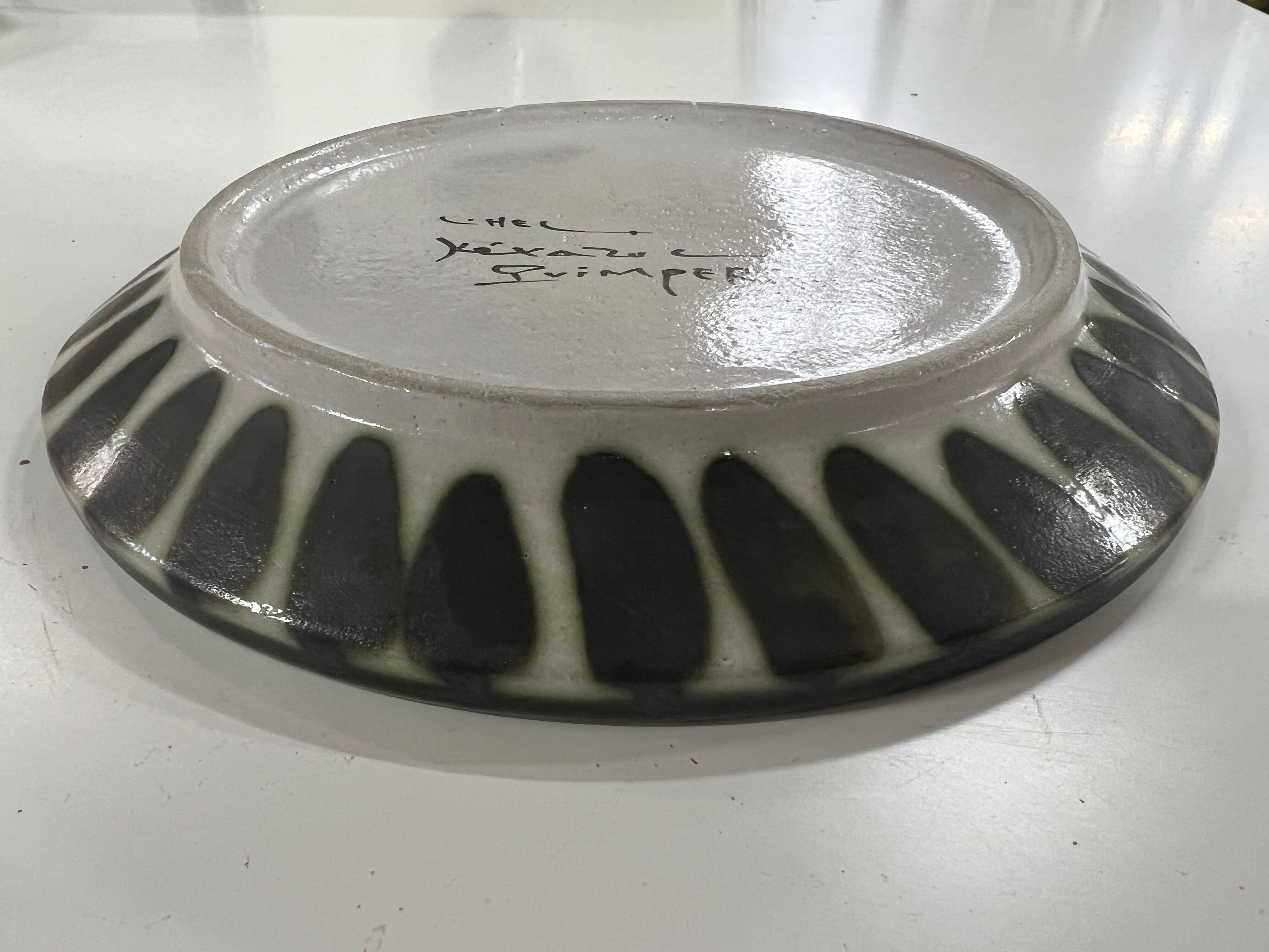 Old decorative plate in Ceramic Keraluc de Quimper