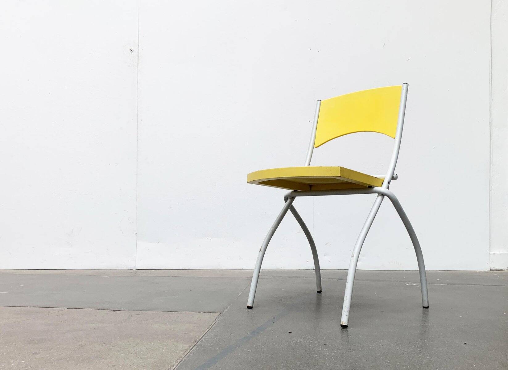 Vintage Italian folding chair by Fly Line