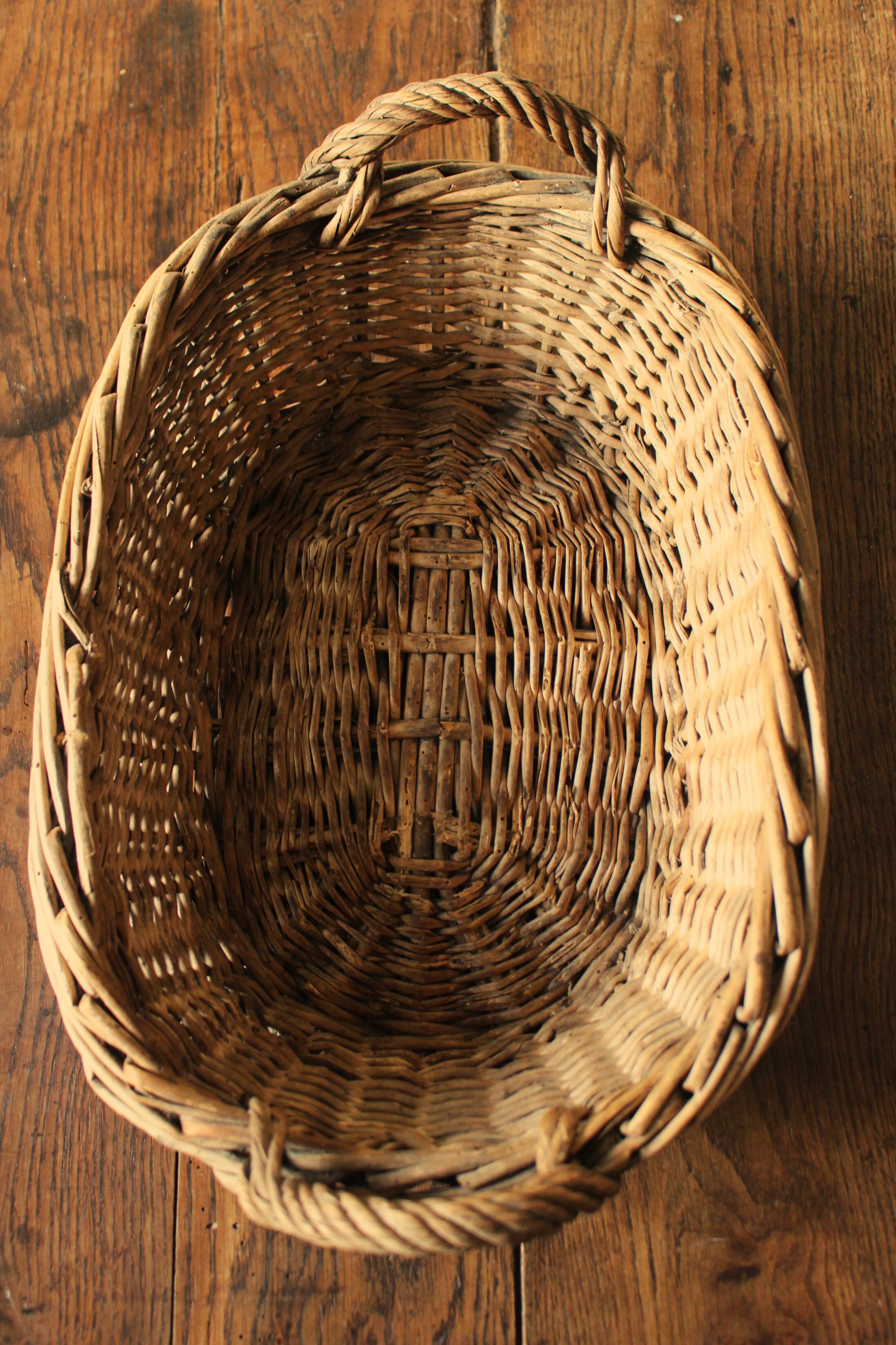 Wicker basket with two oval handles
