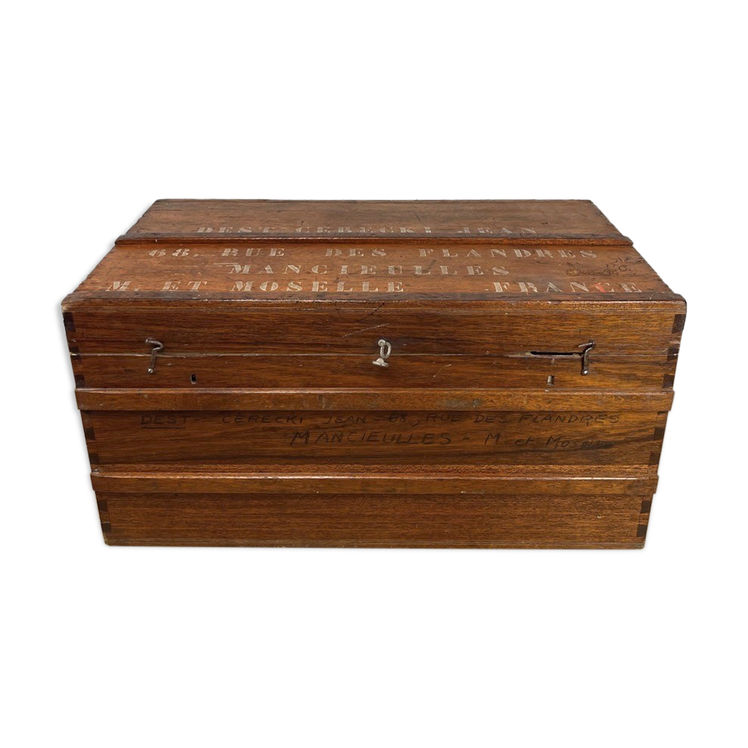 Old wooden transport trunk