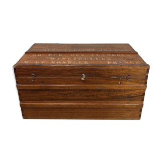 Old wooden transport trunk