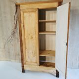 Farm cabinet