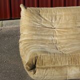 Canapé Togo 4 places en velours beige par Michel Ducaroy, Ligne Roset, 1973