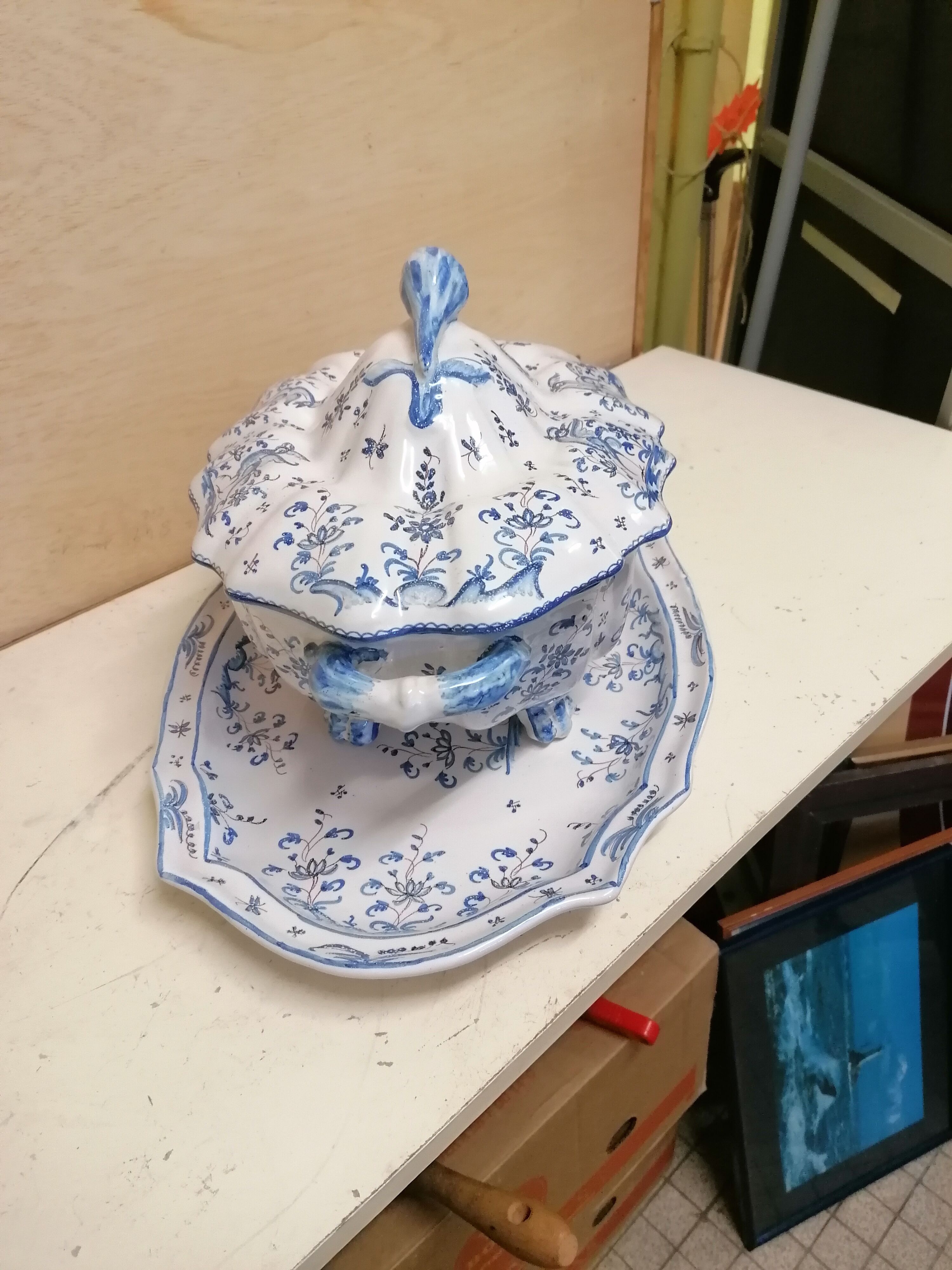 Dish and soup decor Moustier