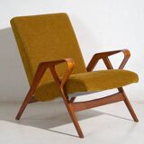 Set of two armchairs and pouf – Mid-century Modern (circa 1950). Three-piece set.