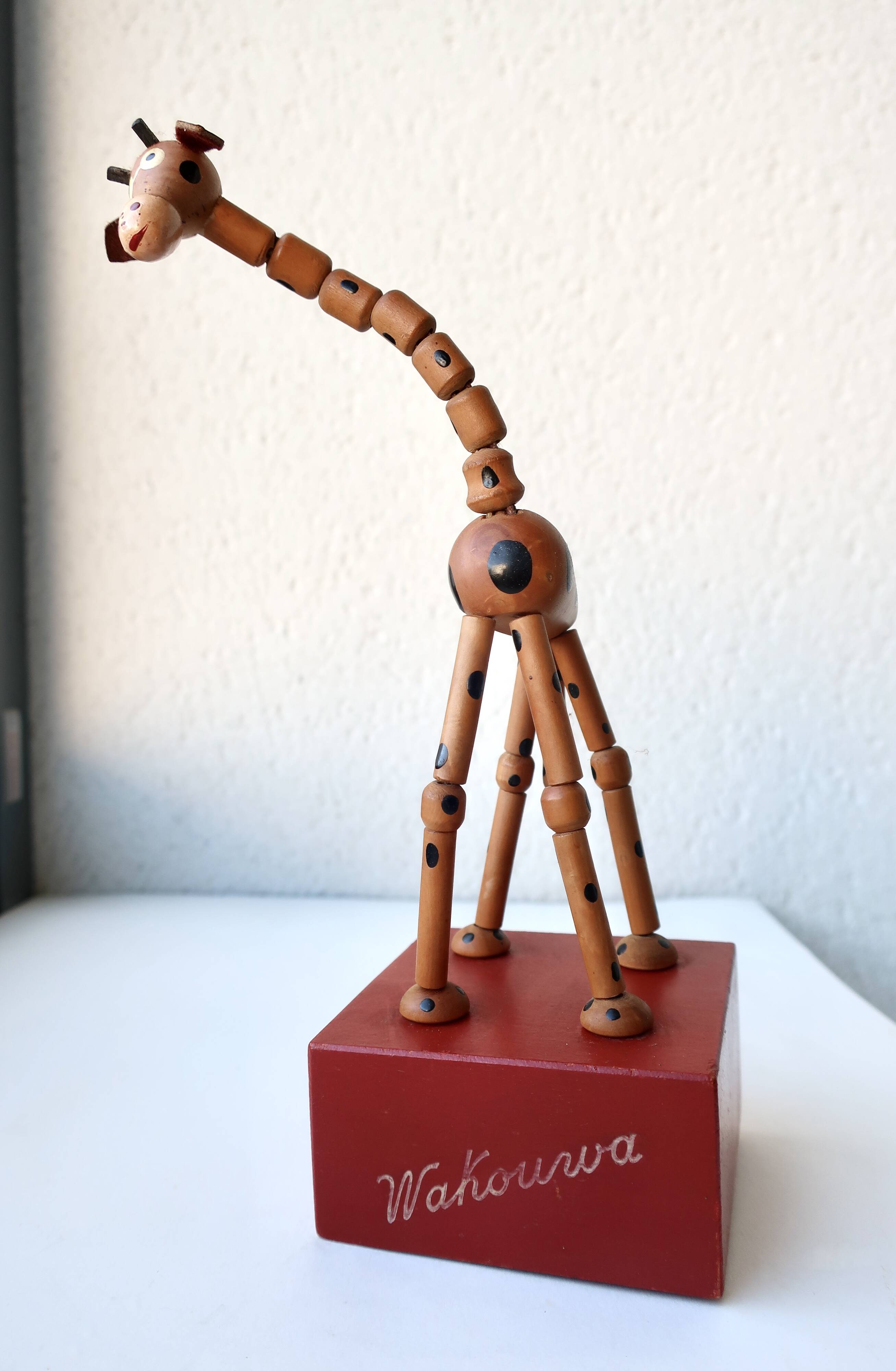 Rare and authentic Wakouwa Vintage, Giraffe model, 1950s