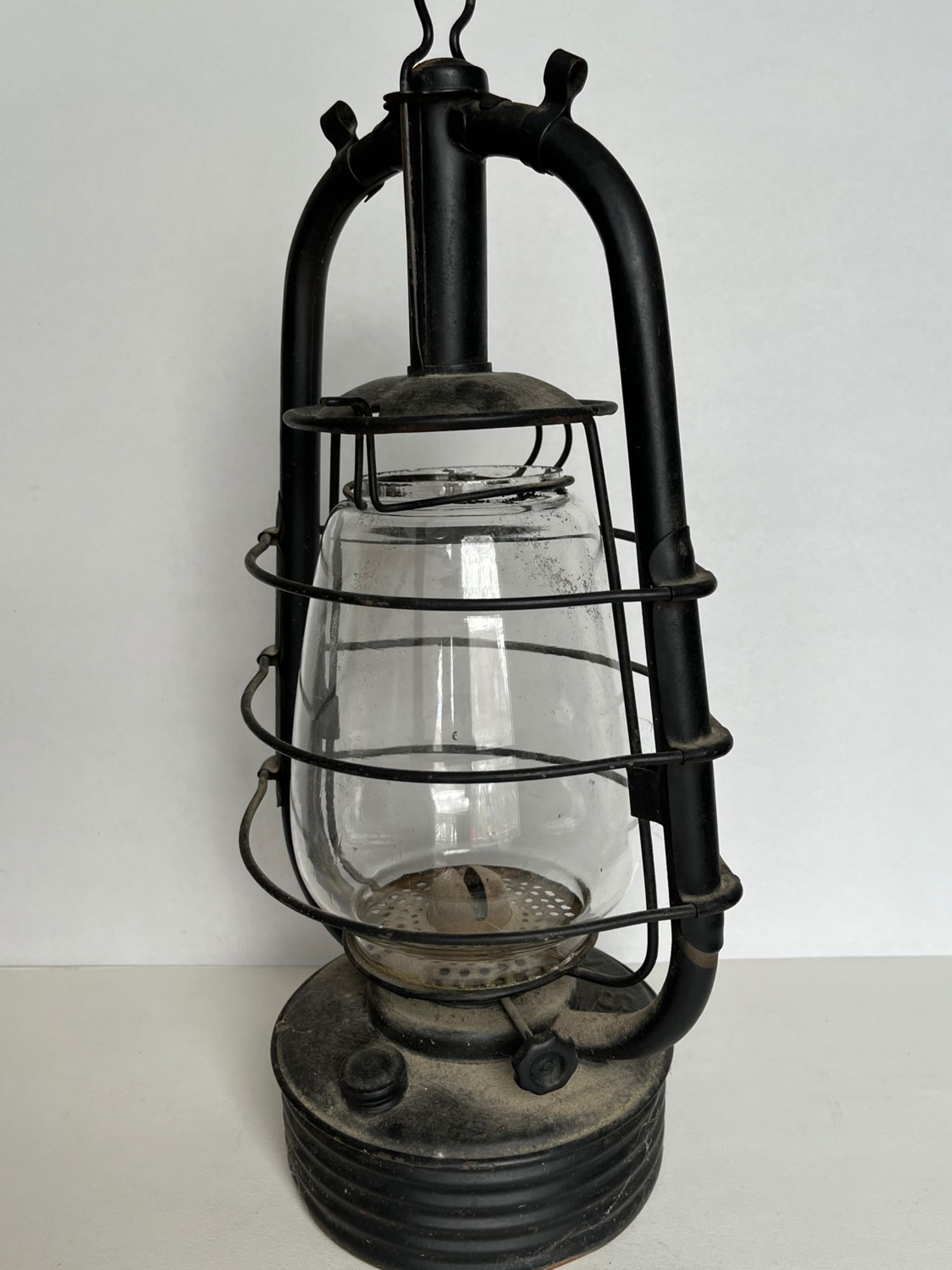 Lampe tempête ancienne