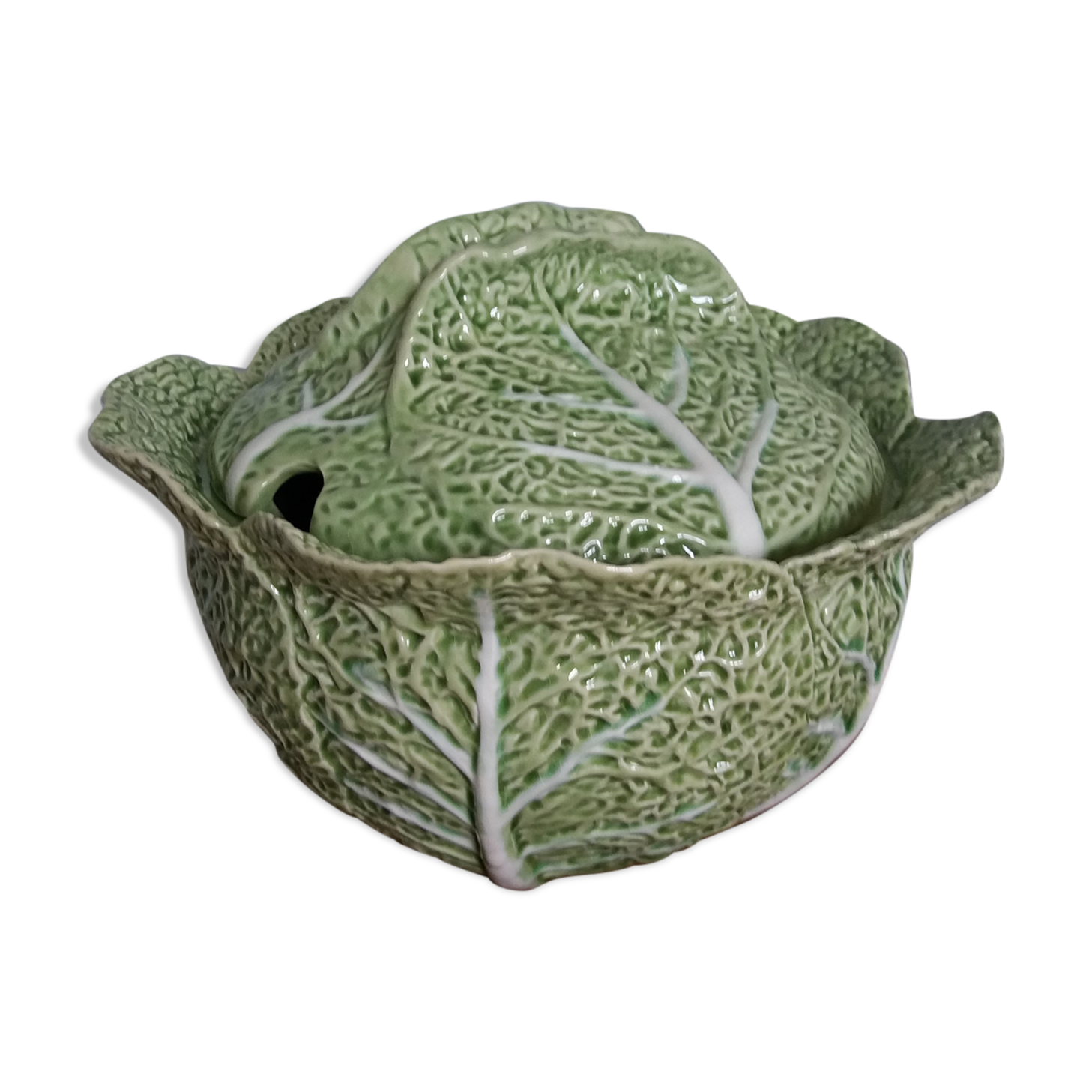 Cabbage soup Bordallo Pinheiro