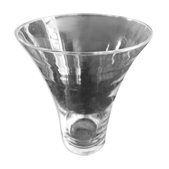 Glass vase with flared edges