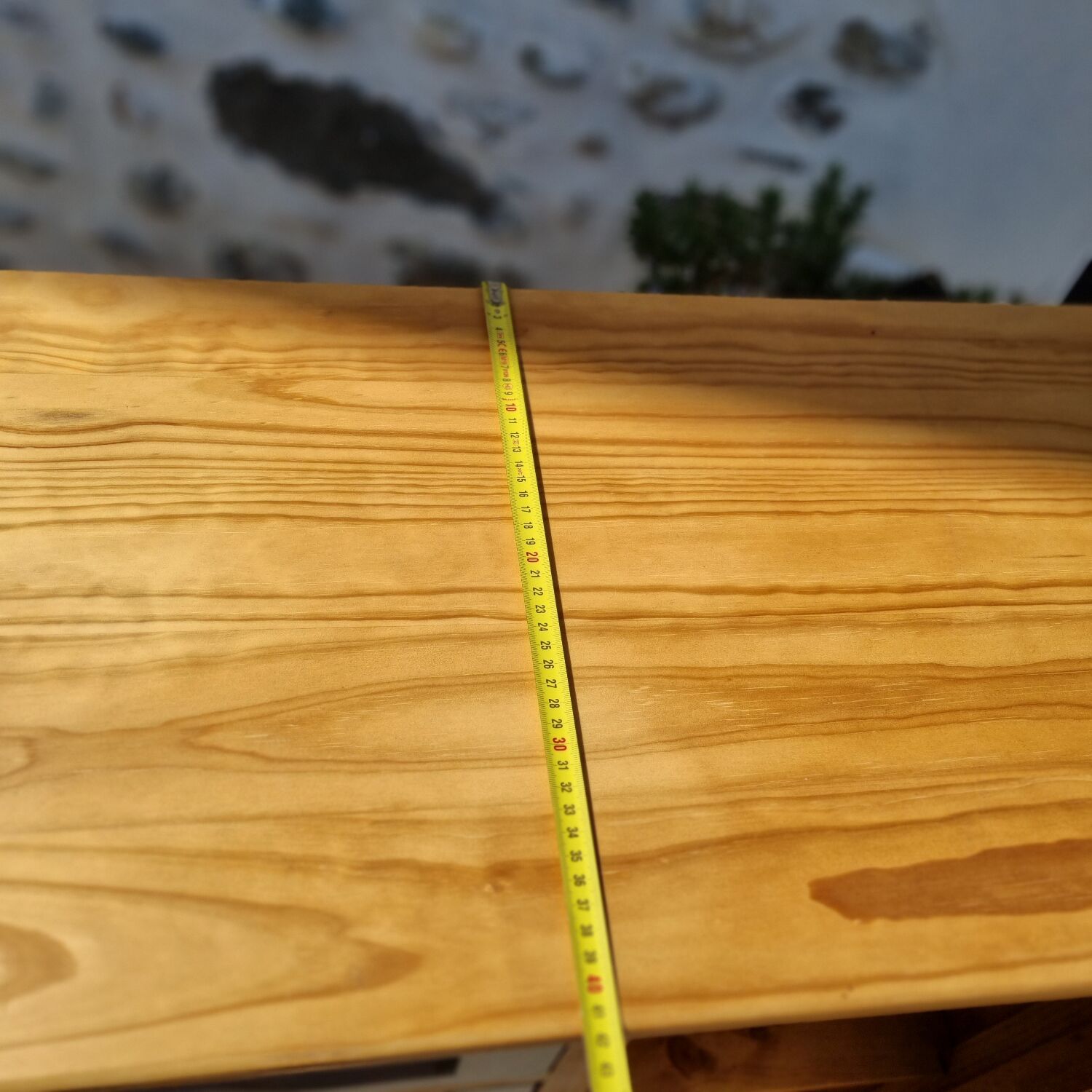 Grain merchant-style furniture with 6 drawers and a cupboard.