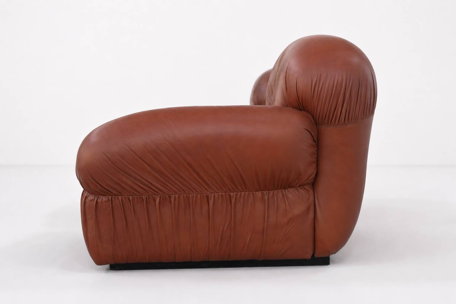 Vintage Italian design sculptural lounge chairs from 1970’s