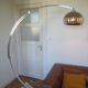 Lampadaire arc Guzzini alu chrome travertin