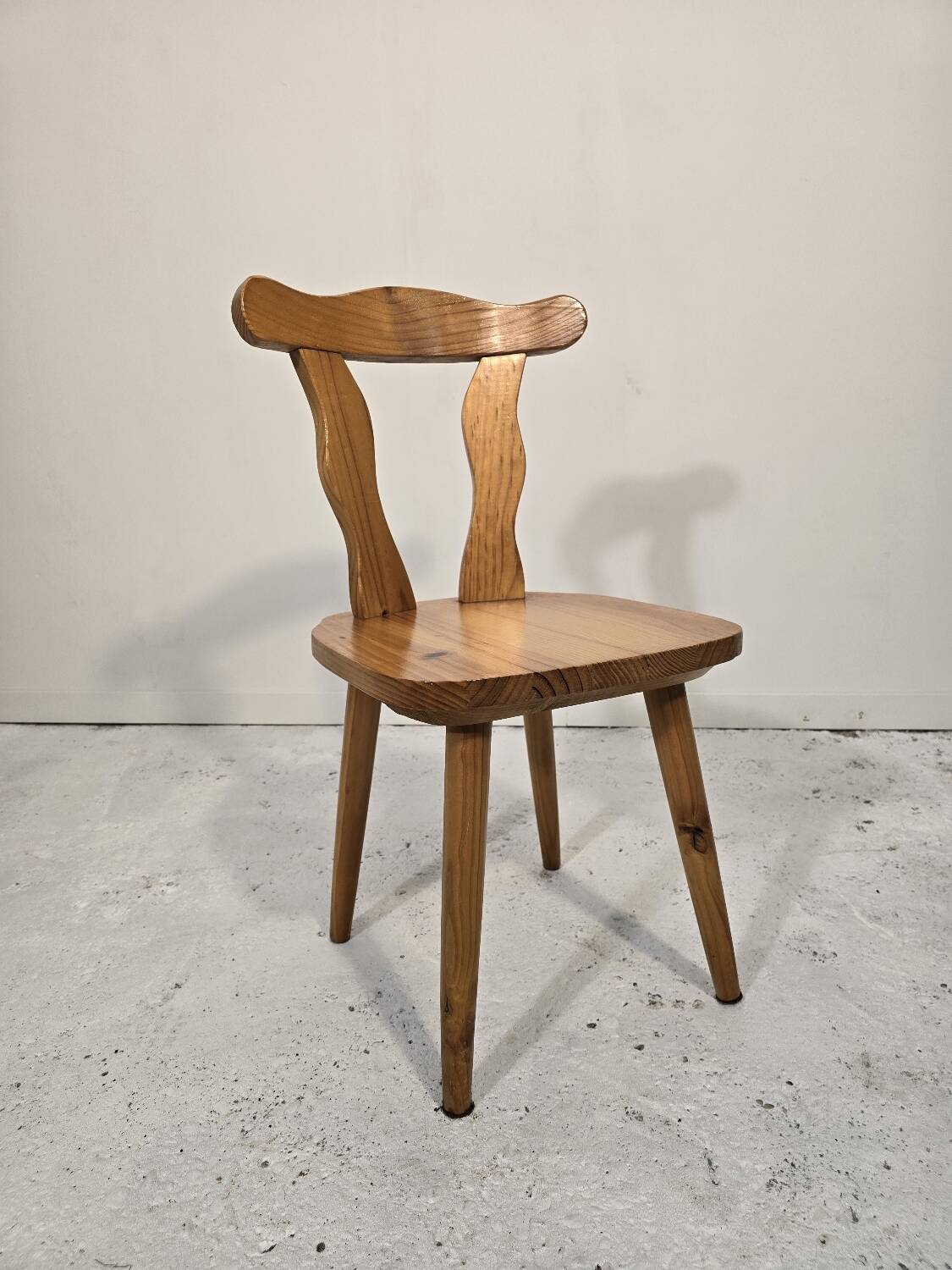 Set of 4 pine chairs