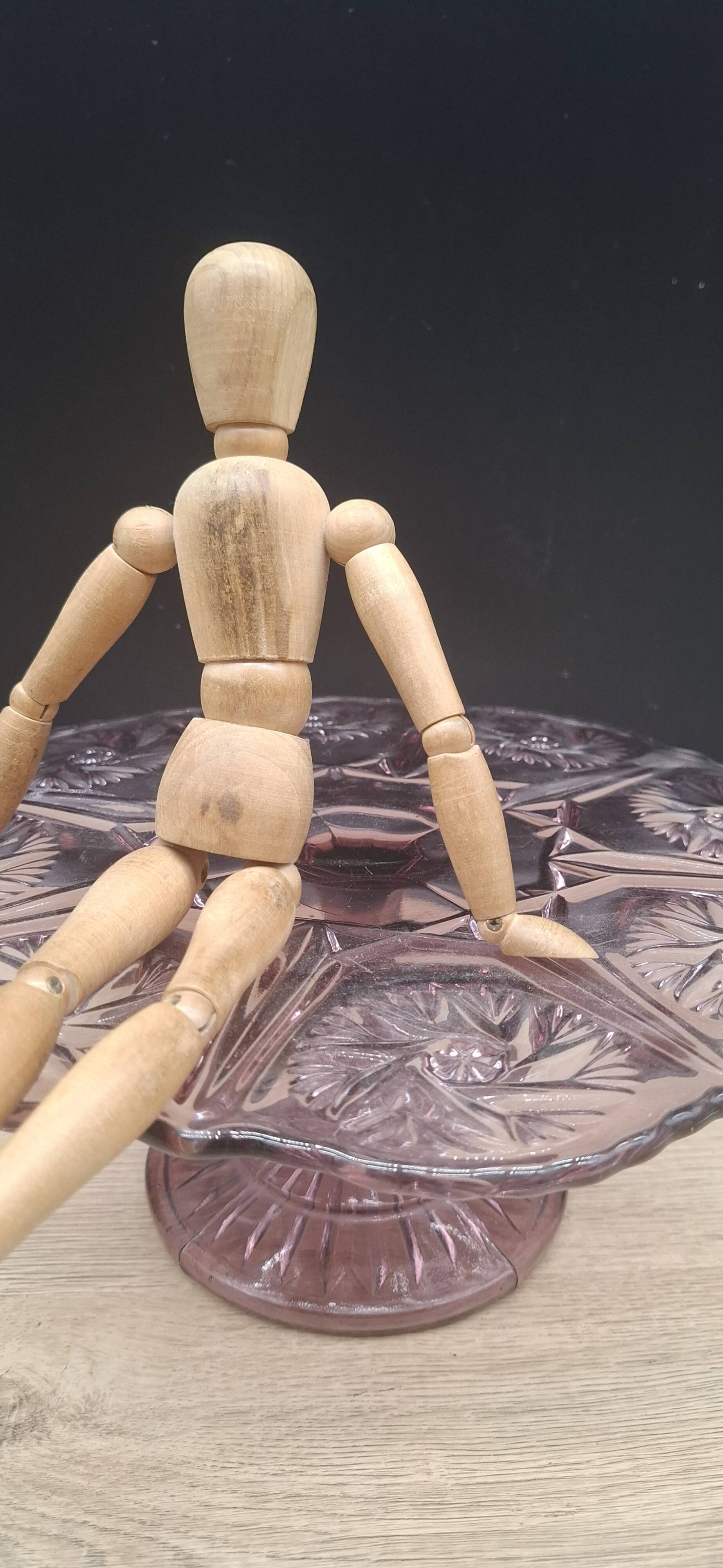 Cake dish, purple glass tart, Manage Belgium