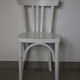 2 chaises Baumann blanches