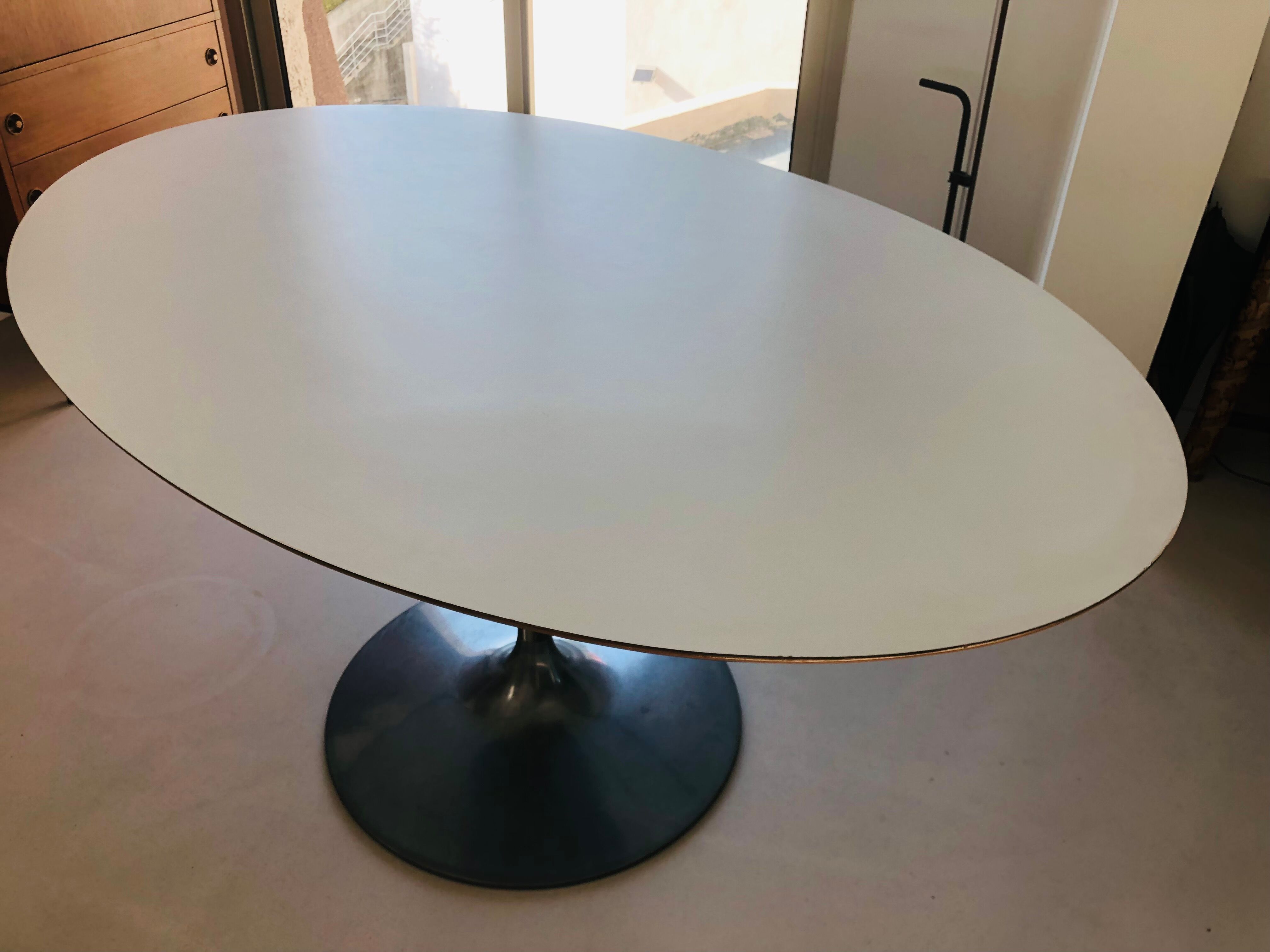 Dining table "Circle" by Pierre Paulin for Artifort, France 60s