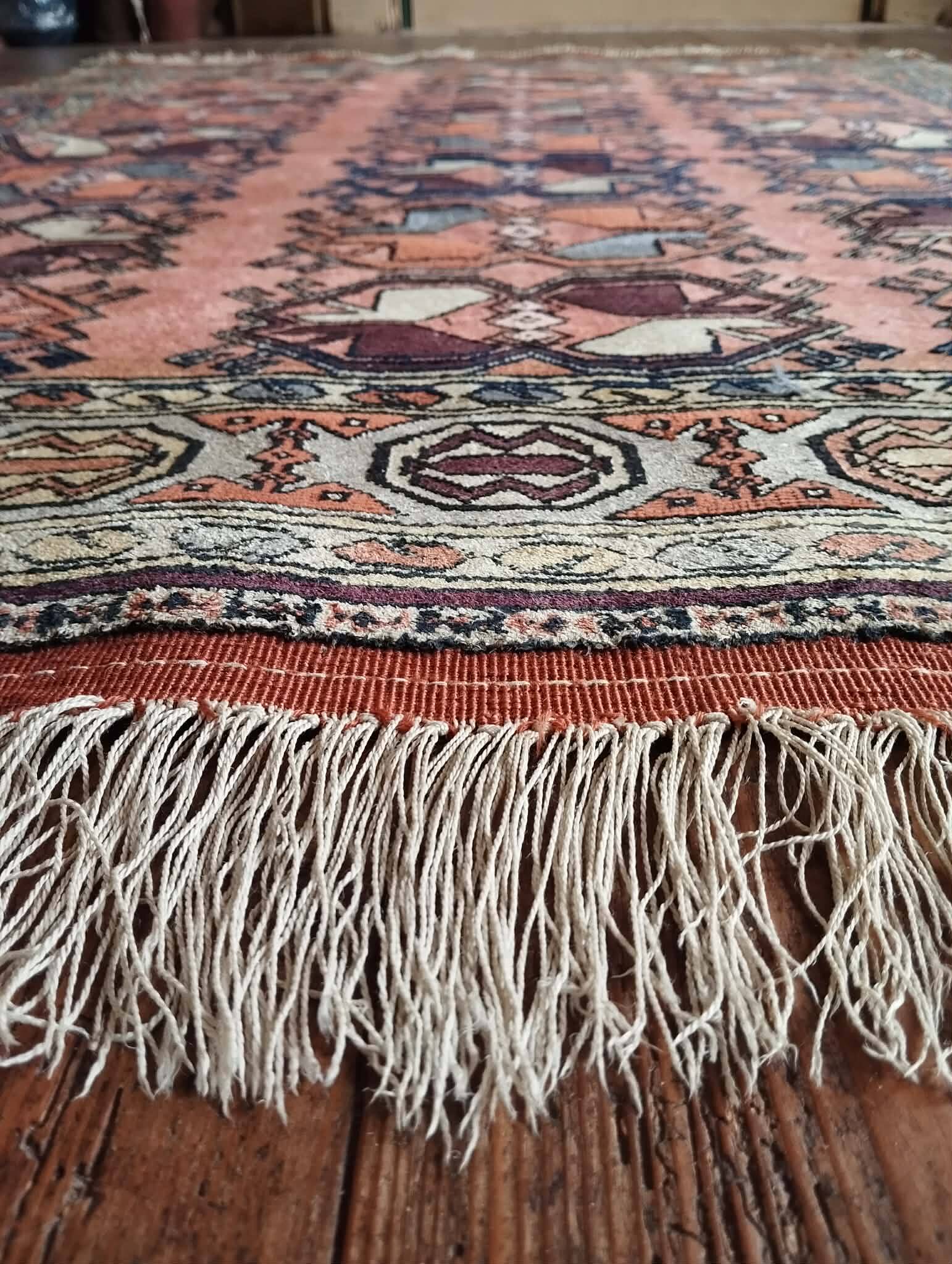 Handmade Turkmen silk carpet 163x117cm