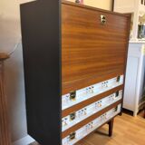 Secretary from the 1980s. "Walt Disney decor"