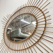 Grand miroir soleil en rotin 1960