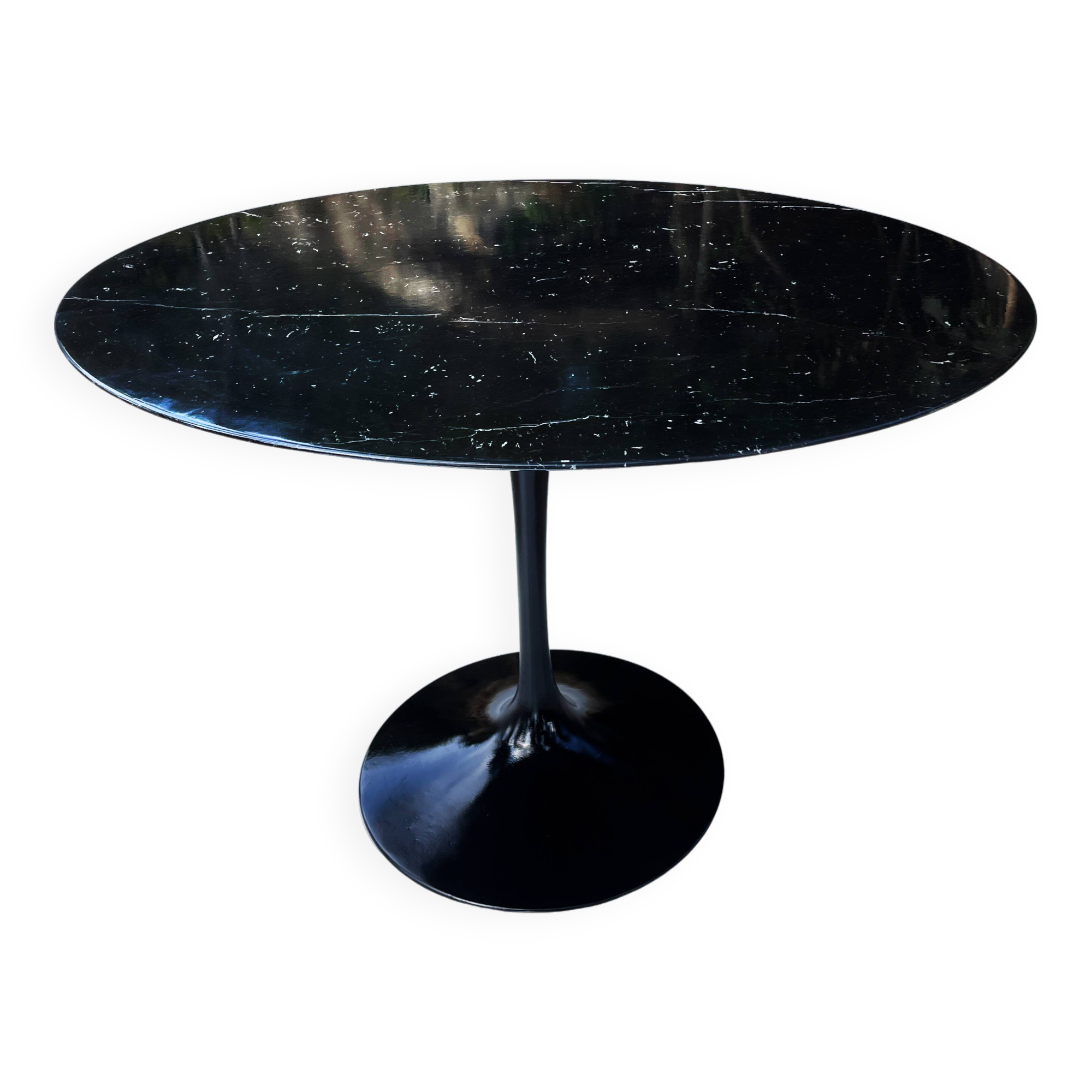 Knoll table ø 107 cm - EERO SAARINEN