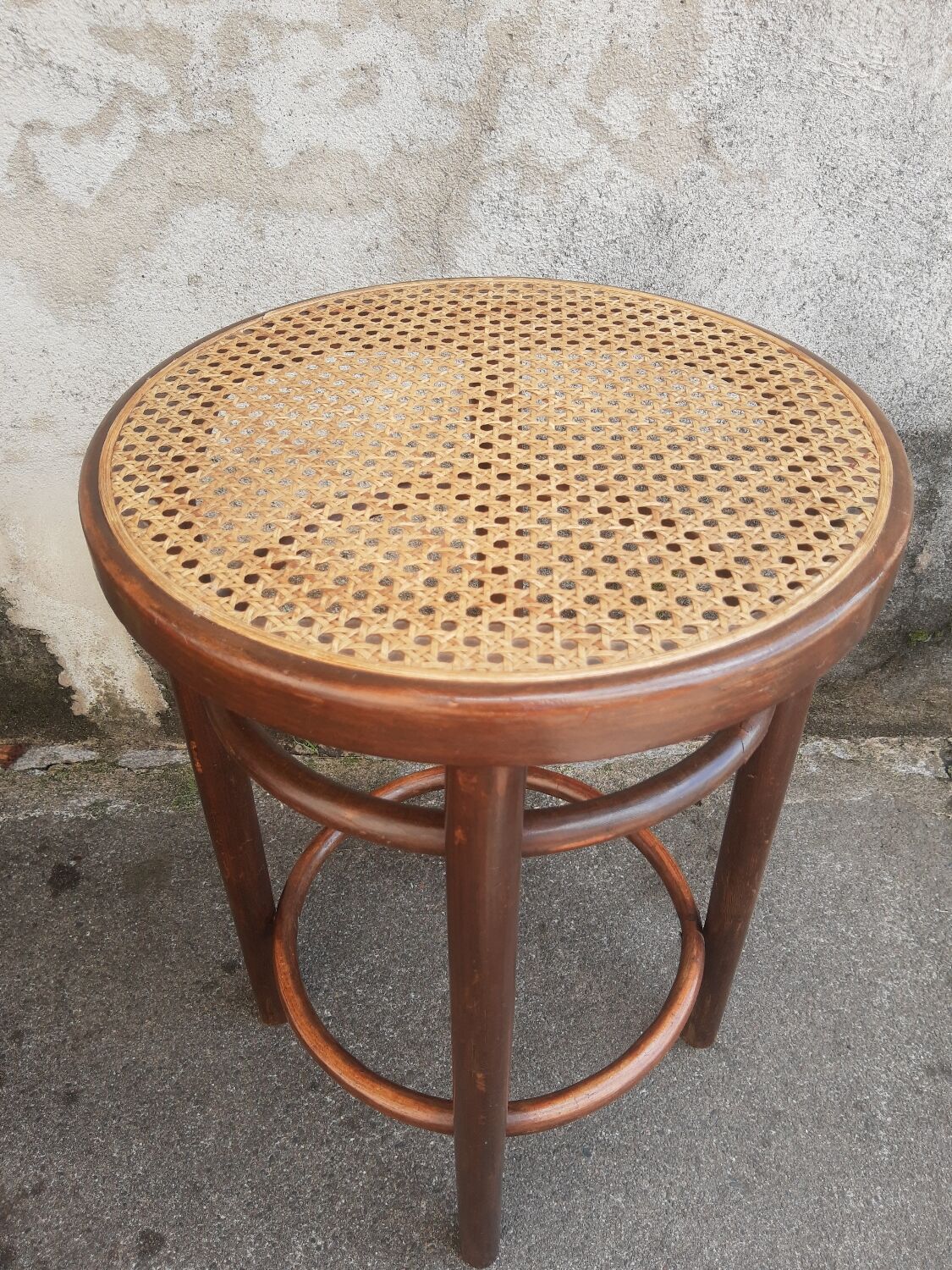Wooden stool and vintage canning