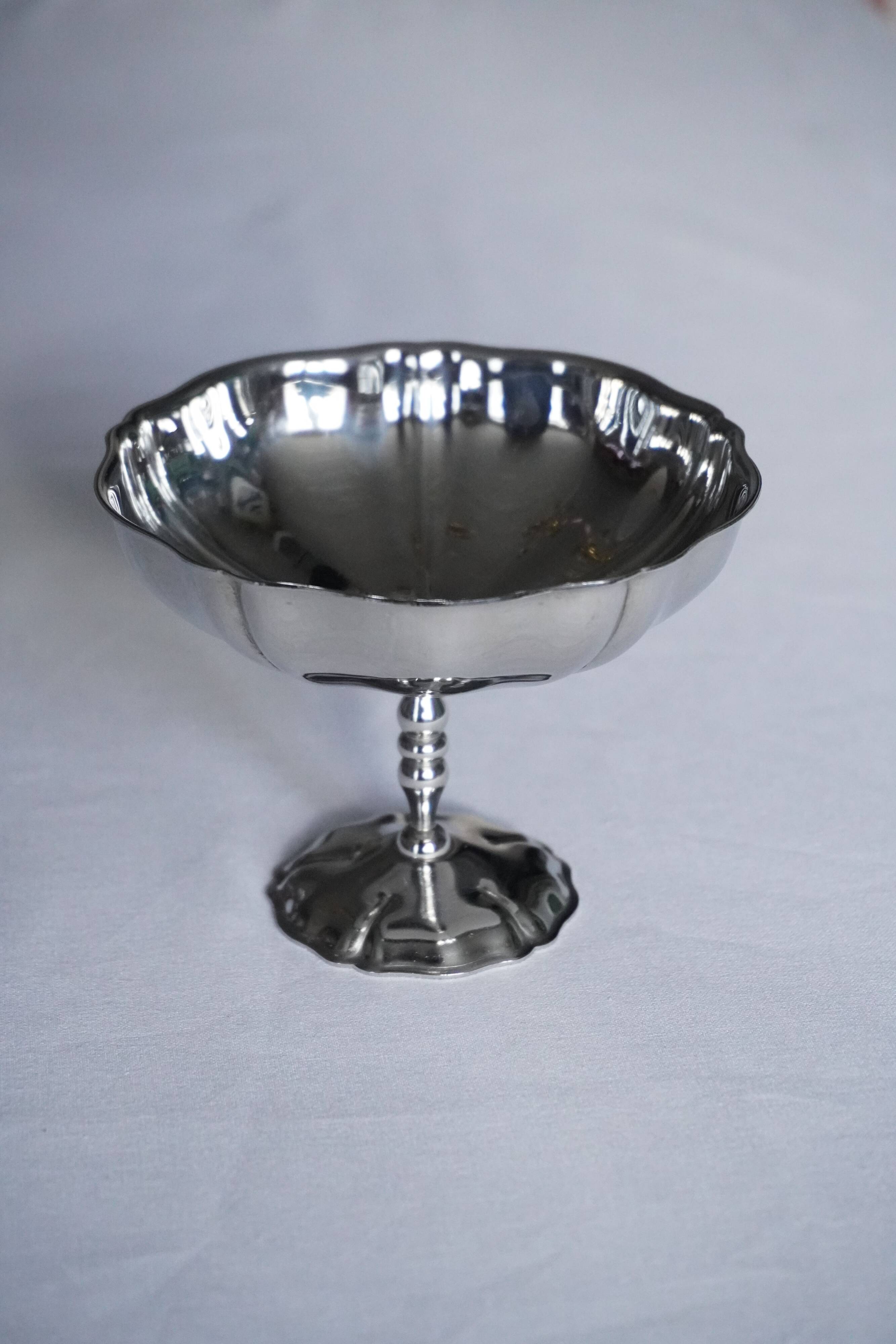 Lot de 6 coupes (à glace) en métal