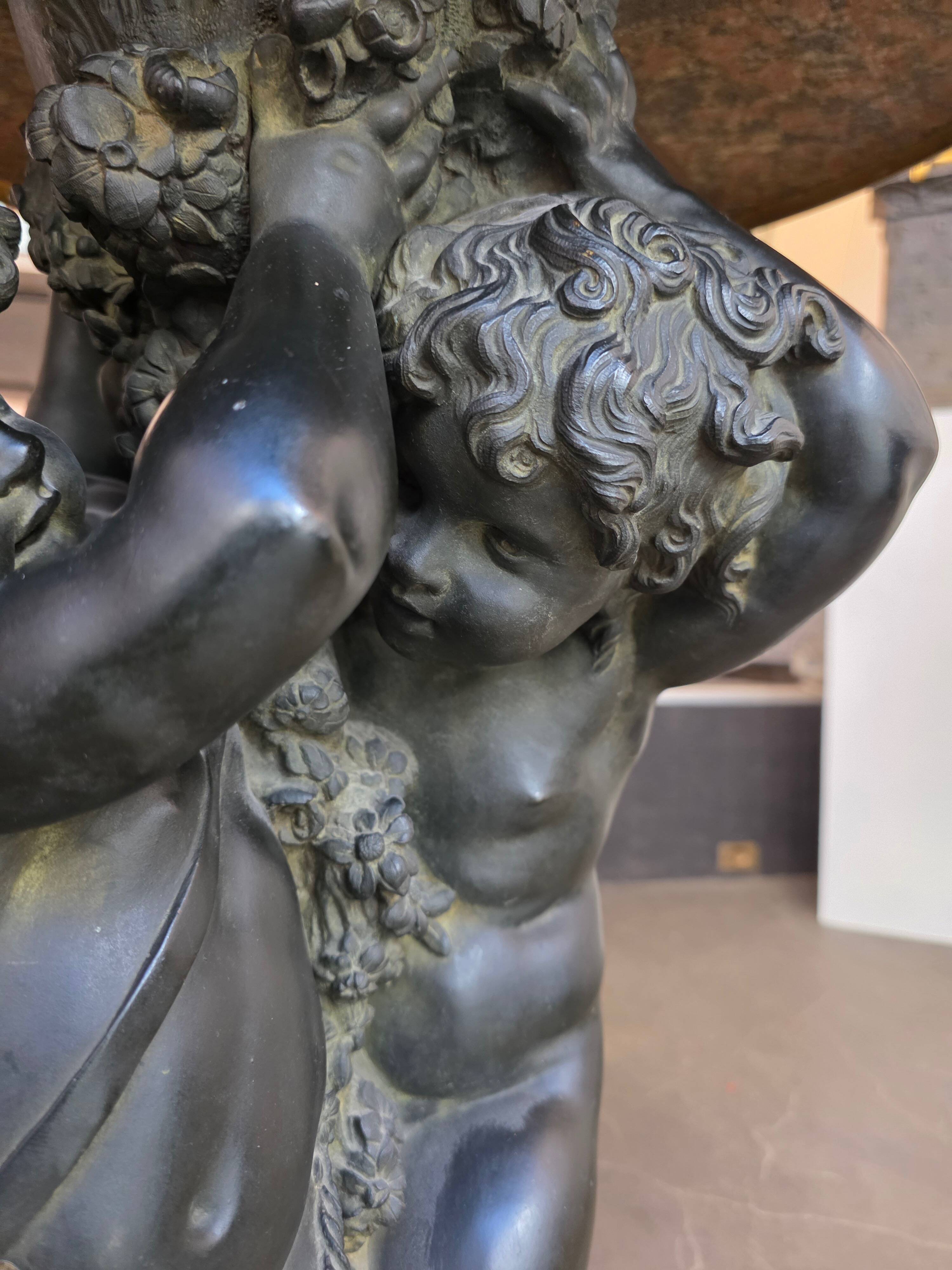 Guéridon en bronze et marbre, Psyché et Cupidon, Auguste Moreau (1834-1917)