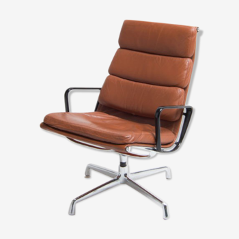 Eames lounge chair model EA 216 softpad in cognac